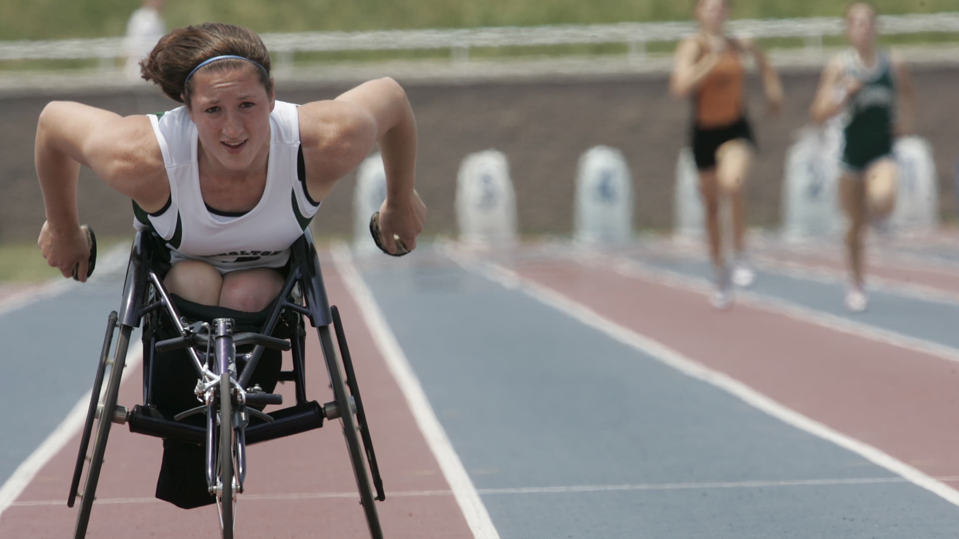Tatyana McFadden races to the finish in the 400 meter race during the Maryland high school track and field championships at Morgan State University on Saturday, May 26, 2007.