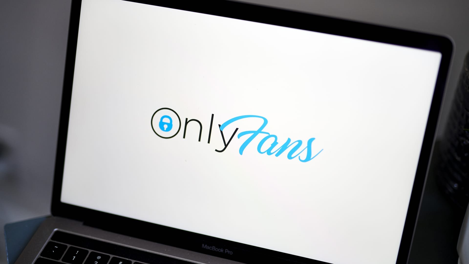 How to get onlyfans for free 2021