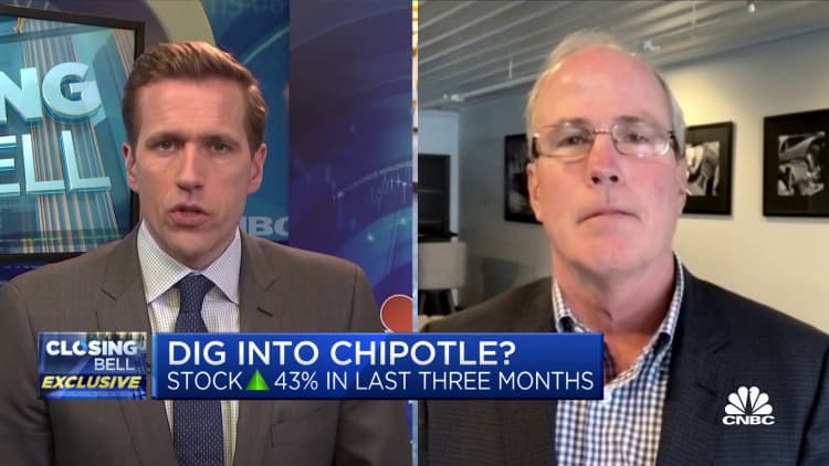 Chipotle not ready to mandate Covid vaccine yet