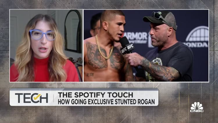 How Joe Rogan going exclusive via Spotify may have hurt his influence