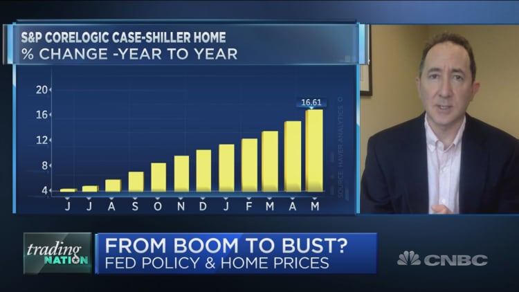 Peter Boockvar delivers a housing price bubble warning, believes new homeowners are most vulnerable