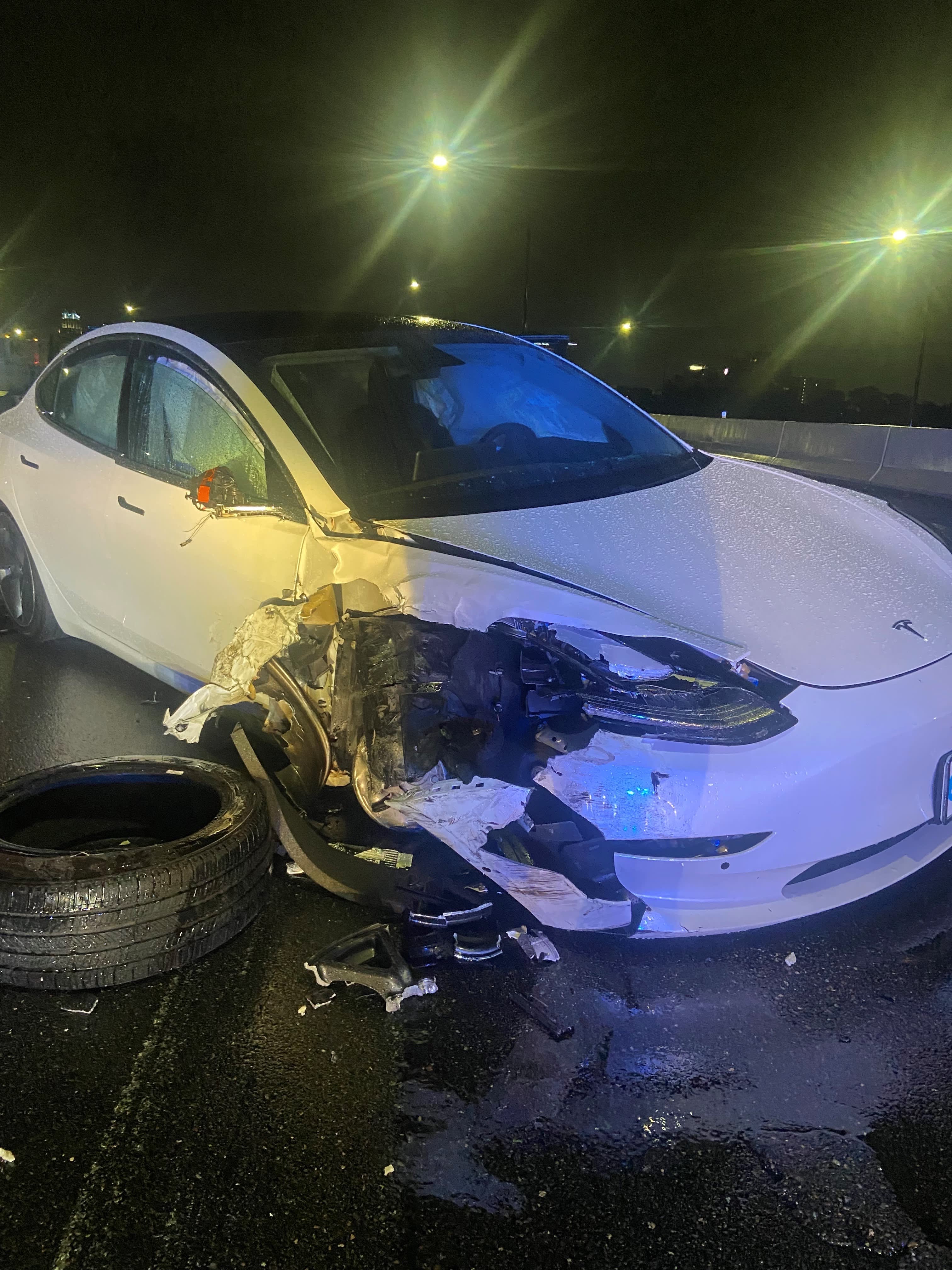 Tesla Model 3 hit a parked police car in Orlando, driver said she was ‘in Autopilot’