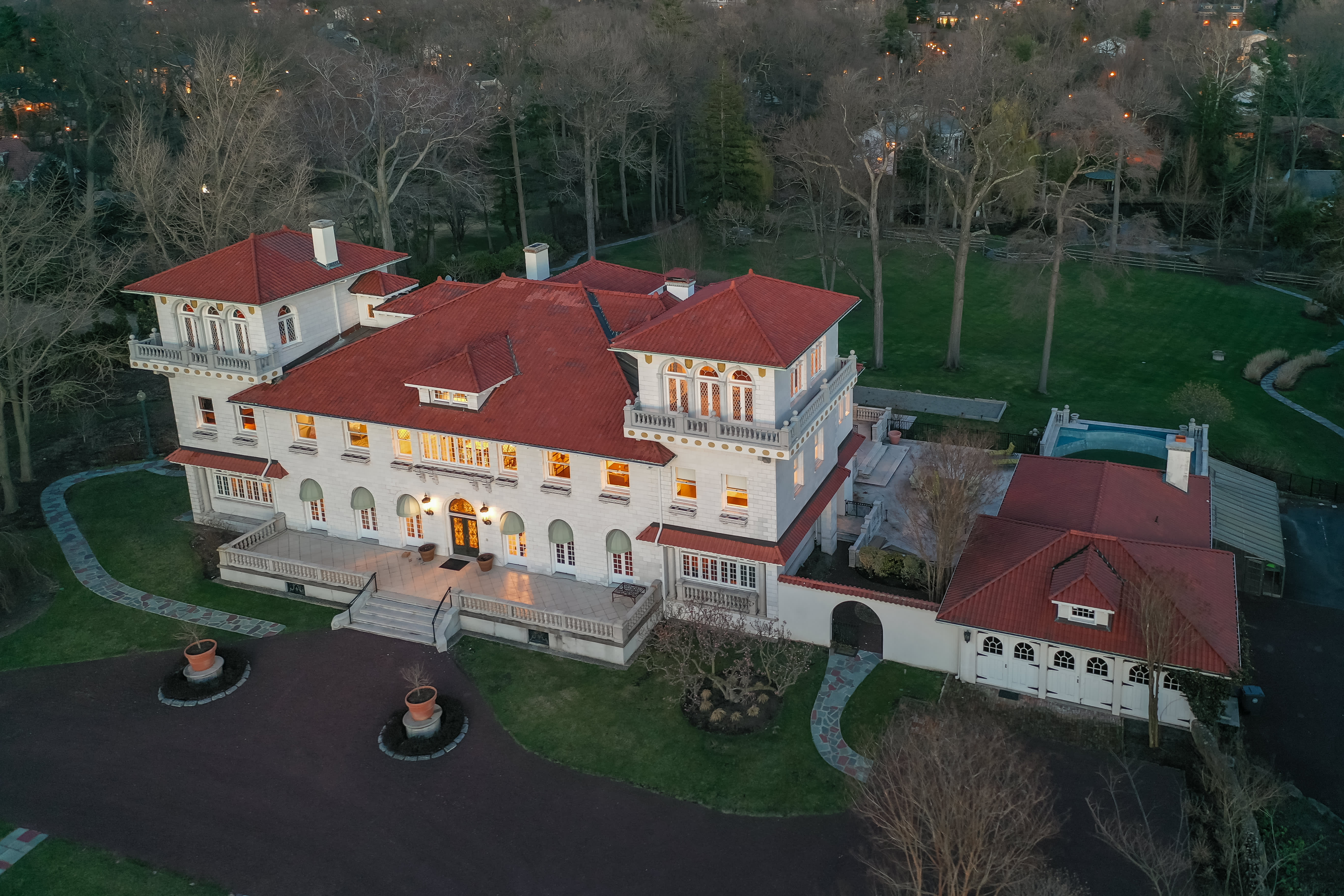 Mansion, once asking $39 million, sells for $4.6 million. Here’s what happened