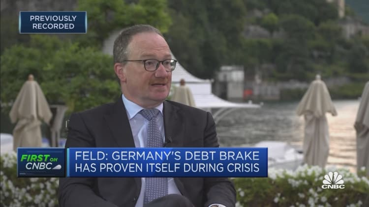 Scholz, Greens and Left coalition could make corona bonds 'last forever,' says German economist