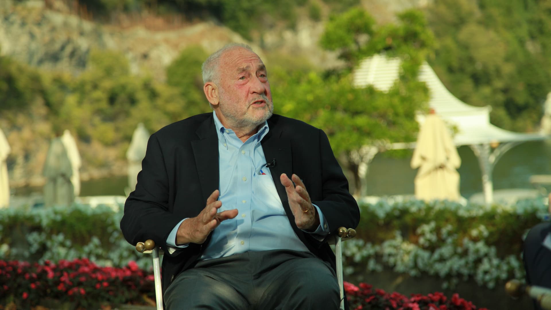 Economist Joseph Stiglitz says there are 3 reasons why further Fed rate hikes might make inflation worse