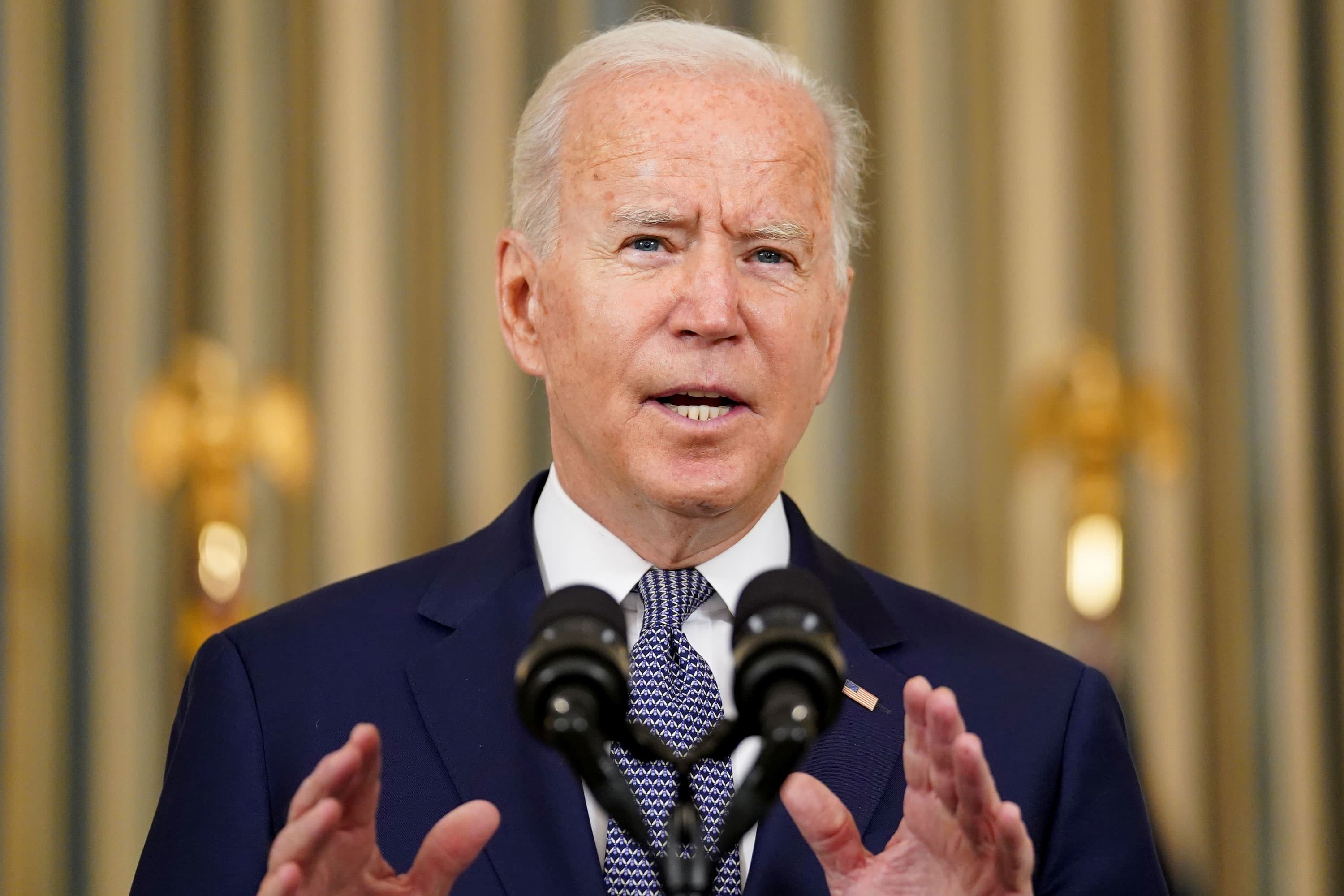 Biden blames delta variant, unvaccinated people for weaker-than-expected jobs re..