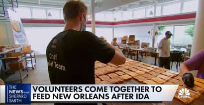 Volunteers come to New Orleans to feed folks after Hurricane Ida