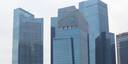 Standard Chartered strikes deal to launch digital-only bank in Singapore
