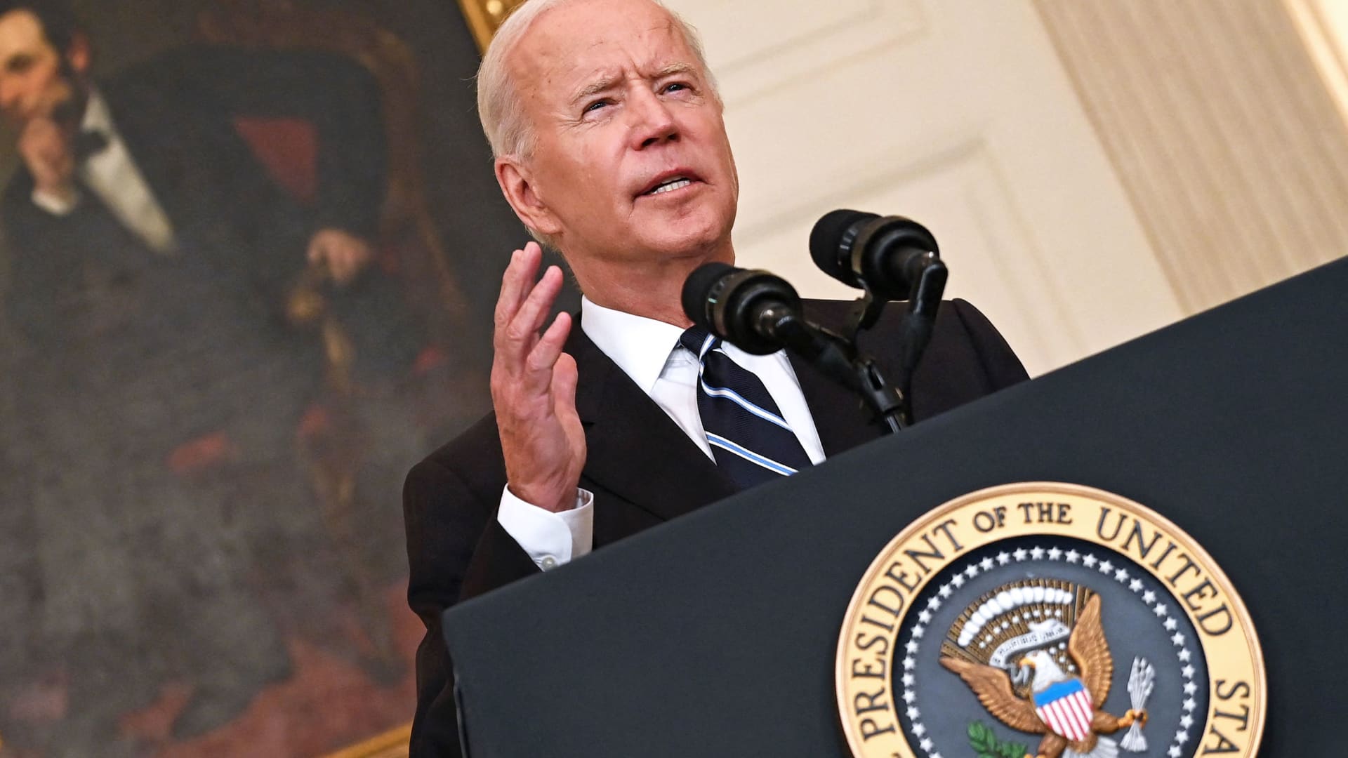 US President Joe Biden delivers remarks on plans to stop the spread of the Delta variant and boost Covid-19 vaccinations at the State Dinning Room of the White House, in Washington, DC on September 9, 2021.