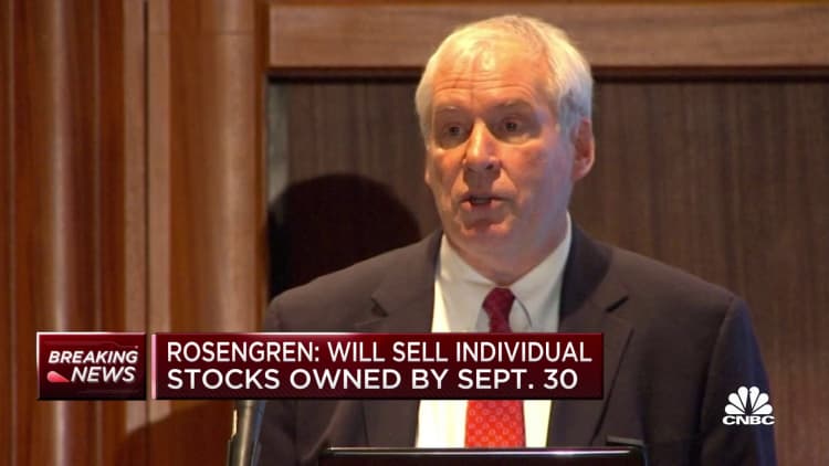 Boston Fed's Rosengren and Dallas Fed's Kaplan say they'll sell individual stocks