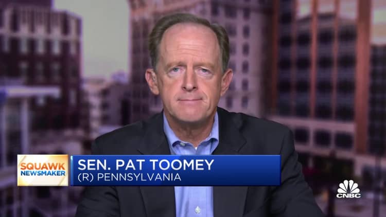 Sen. Pat Toomey on the need for clarity on crypto regulations