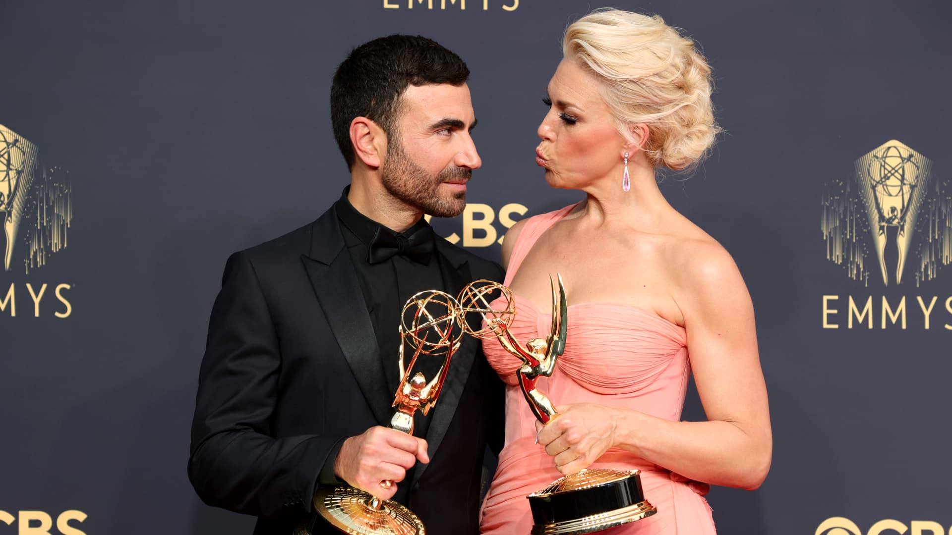 Brett Goldstein, winner of the Outstanding Supporting Actor in a Comedy Series award for ‘Ted Lasso,’ and Hannah Waddingham, winner of the Outstanding Supporting Actress in a Comedy Series award for ‘Ted Lasso,’ pose in the press room during the 73rd Primetime Emmy Awards on September 19, 2021 in Los Angeles, California.