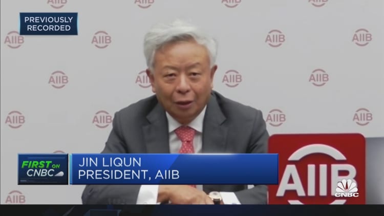 China needs to 'do its utmost' to export renewable tech to low-income countries: AIIB