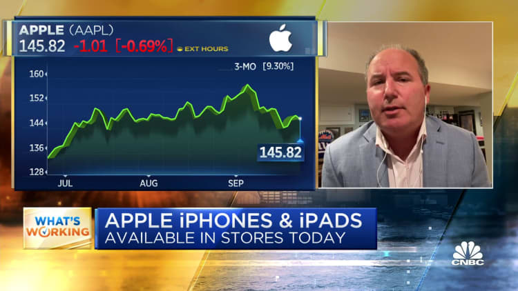 Wall Street is underestimating Apple upgrade cycle: Dan Ives