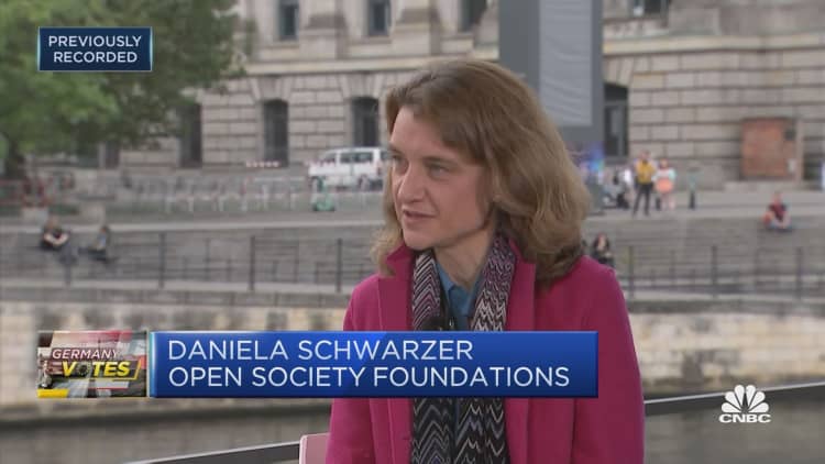 'Scholz would ensure continuity' says Open Society Foundations