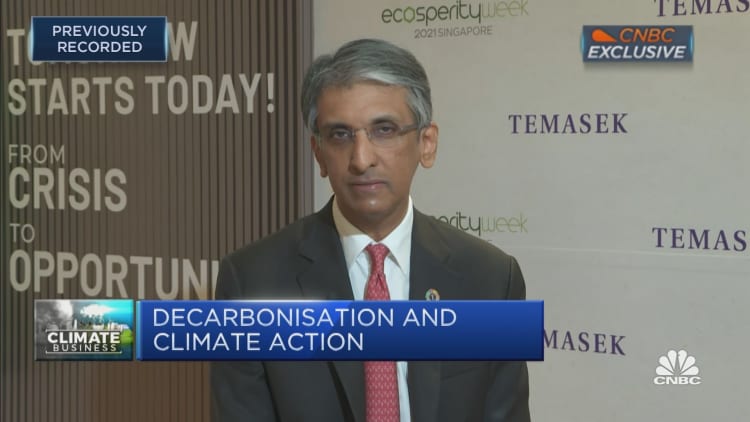 Fossil fuel reliance will continue, but transition to 'greener' economy must accelerate: Temasek CEO