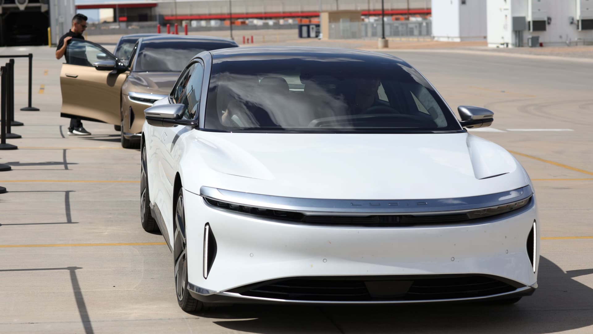 People test drive Dream Edition P and Dream Edition R electric vehicles at the Lucid Motors plant in Casa Grande, Arizona, September 28, 2021.