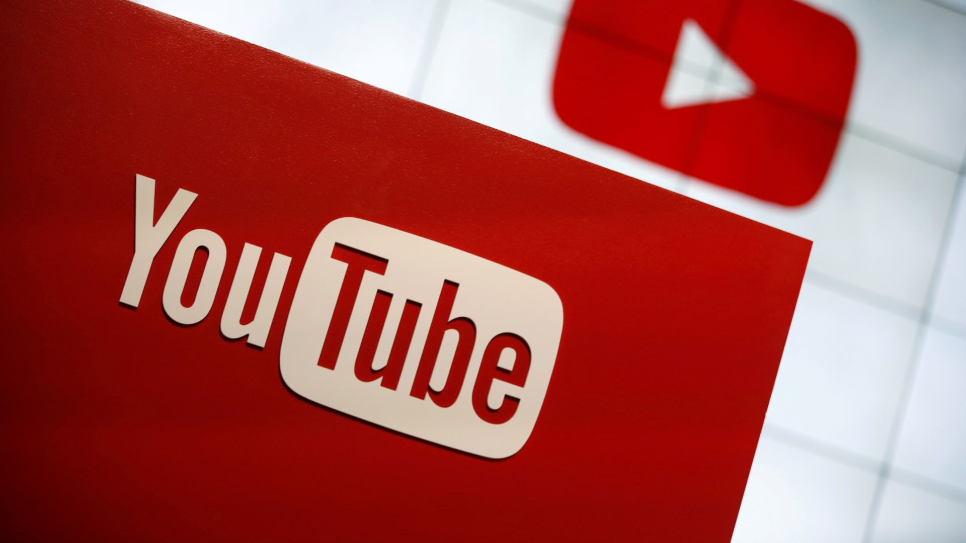 YouTube’s shrinking ad business is an ominous sign for the battered online ad market