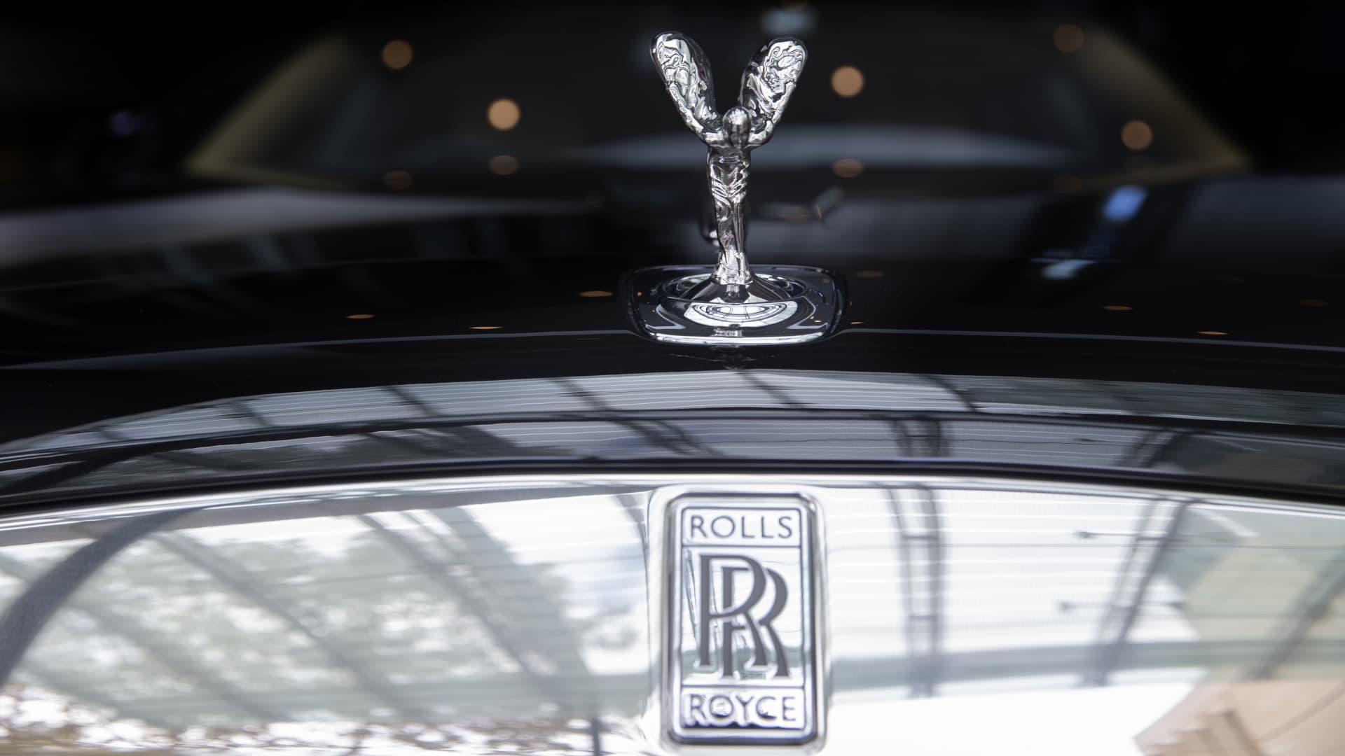 Rolls-Royce 2022 sales soar, CEO says no slowdown in spending by the rich