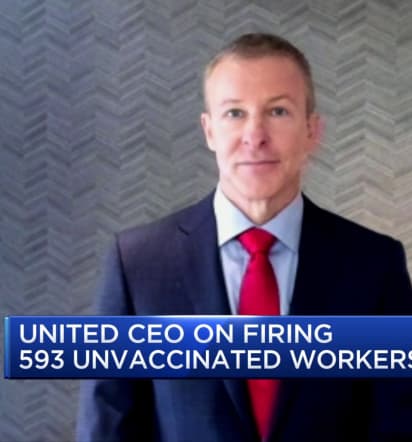 United Airlines CEO on firing hundreds of unvaccinated workers
