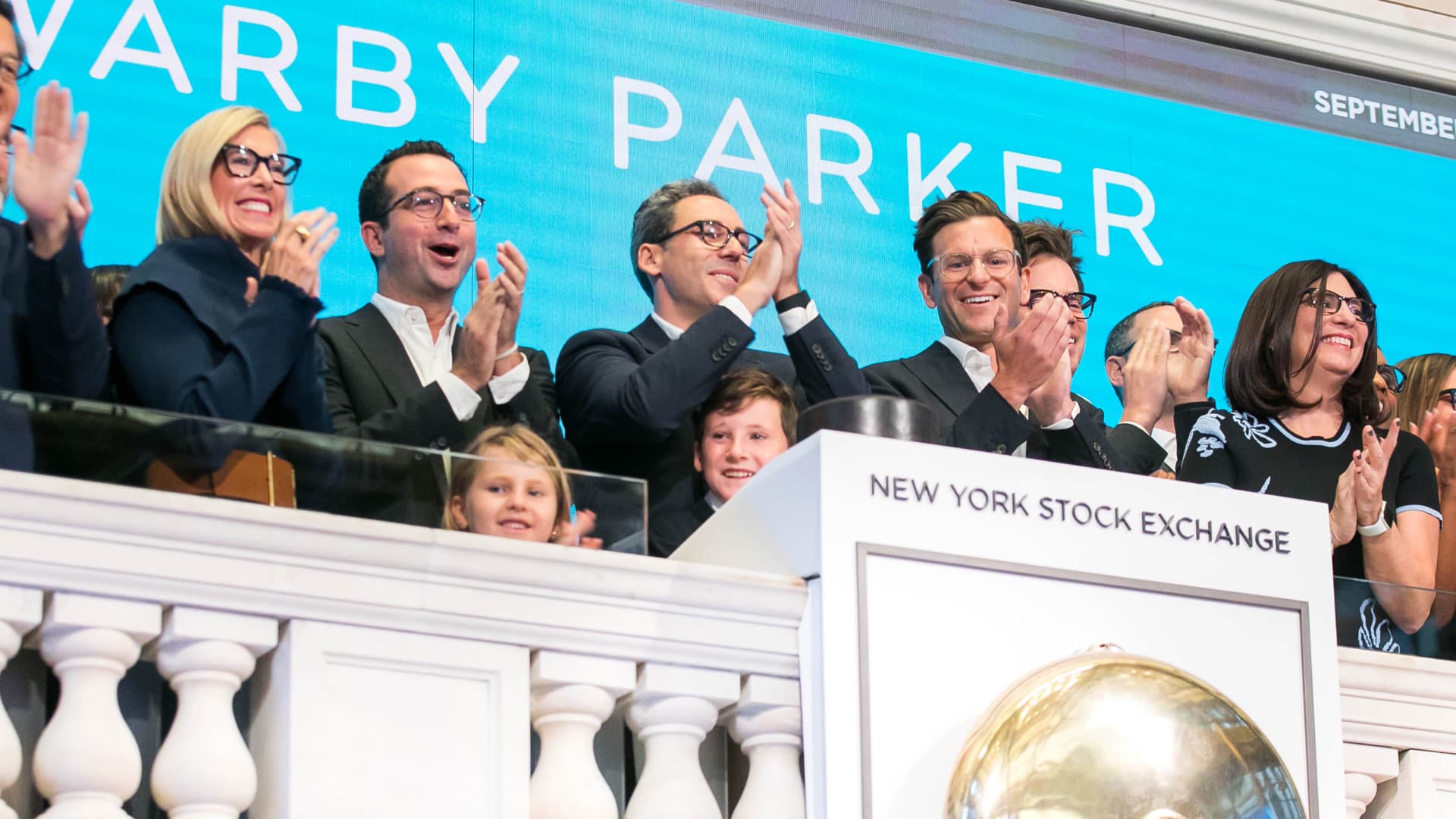 Goldman downgrades Warby Parker, cites ‘fading confidence’ in revenue outlook