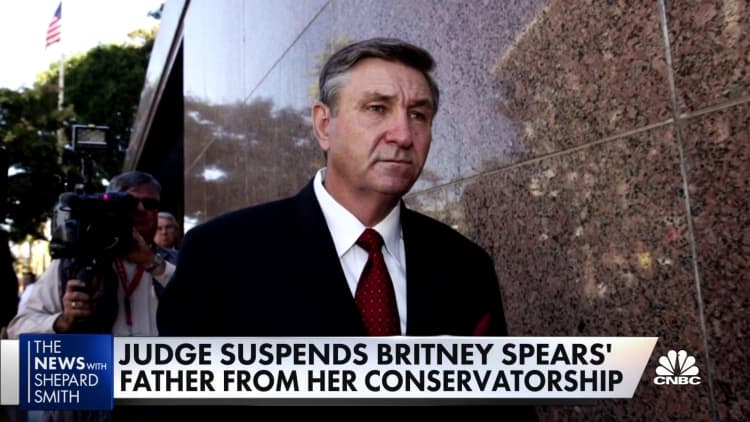 Judge suspends Britney Spears' father from her conservatorship