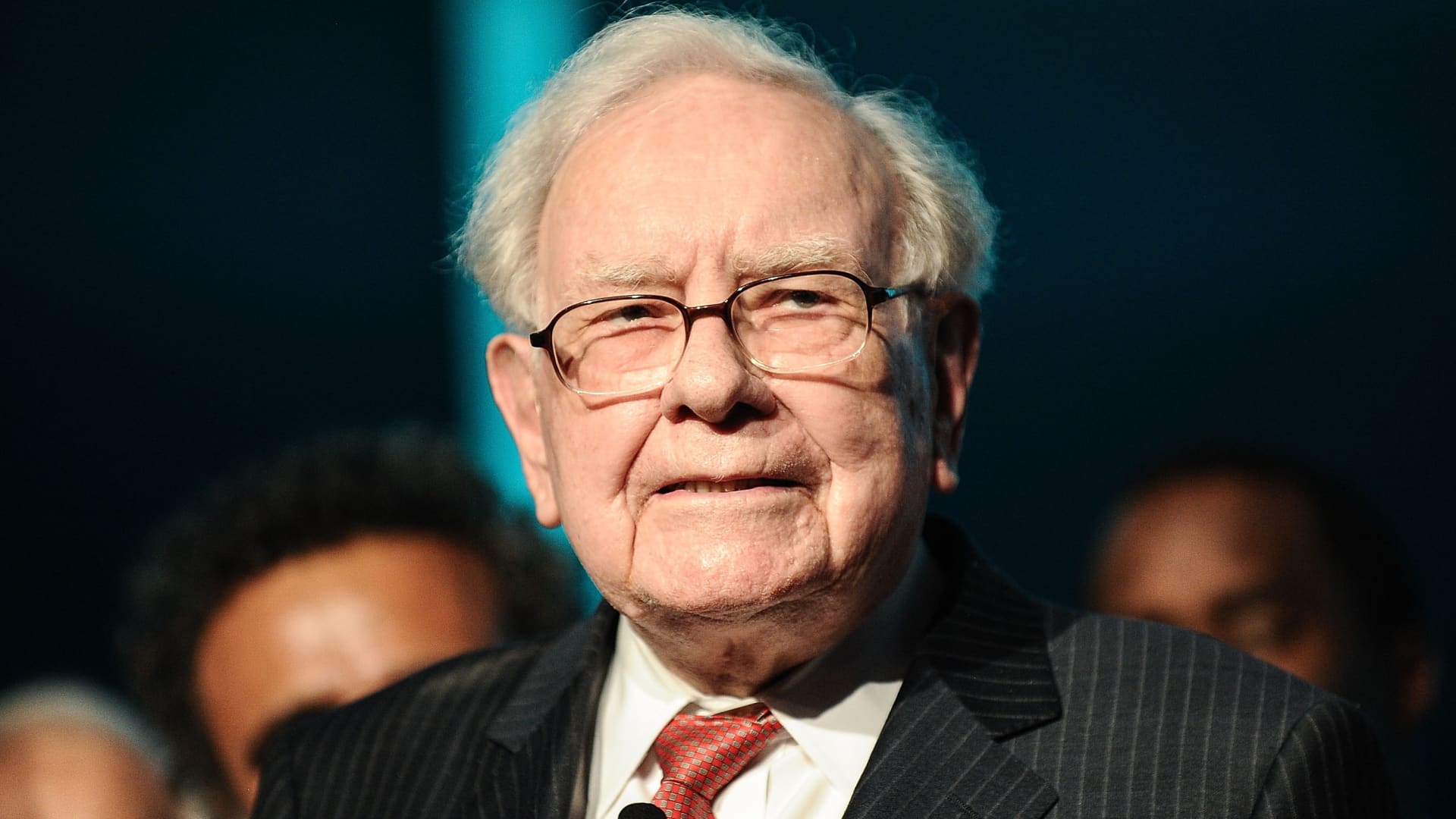 Warren Buffett scoops up another $1 billion in Occidental shares, bringing total stake to $7 billion