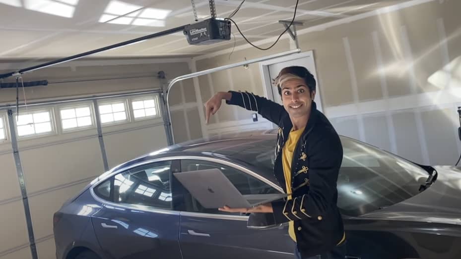 Tesla owner Siraj Raval uses his Model 3 to mine for cryptocurrencies.