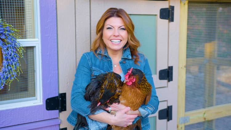 Entrepreneur builds luxury chicken coops into more than $2 million business