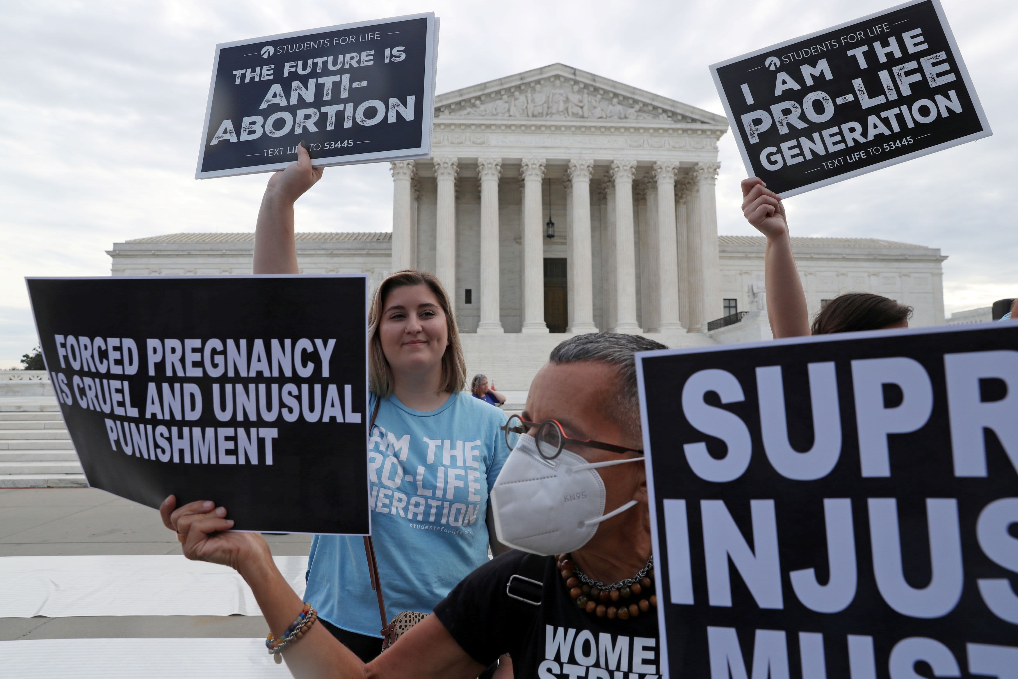 Texas, DOJ and abortion providers file arguments as abortion ban fight nears Supreme Court