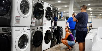 Appliances don't last like they used to, experts say. Consider this before getting repair