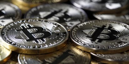Crypto investors eye inflation, Fed policy as bitcoin girds for summer doldrums