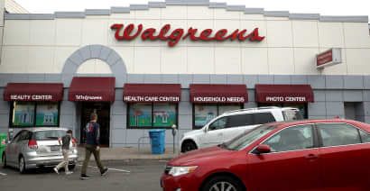 Walgreens, Amazon, Wawa find success with the most-often unemployed worker