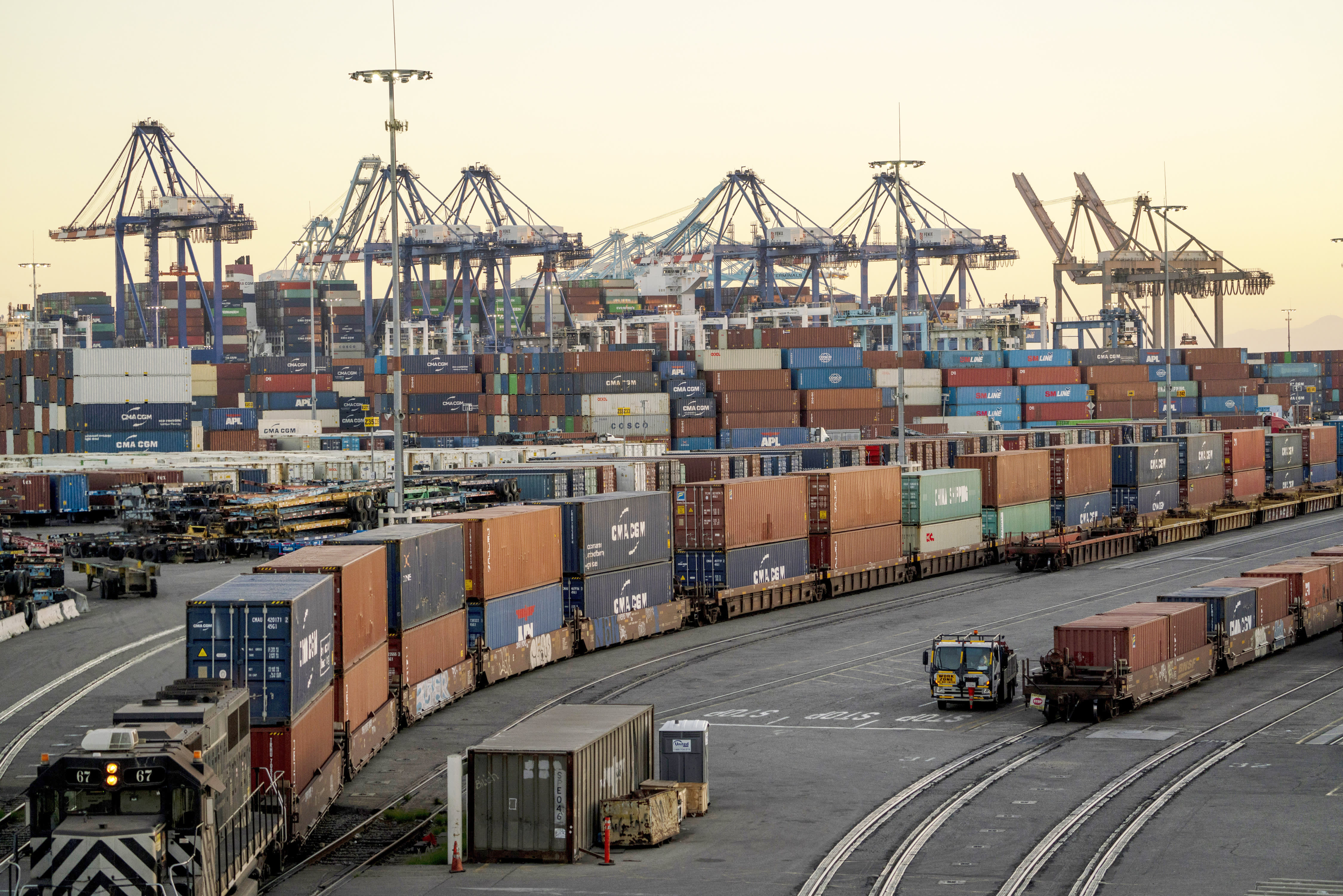 What’s behind the congestion at US ports