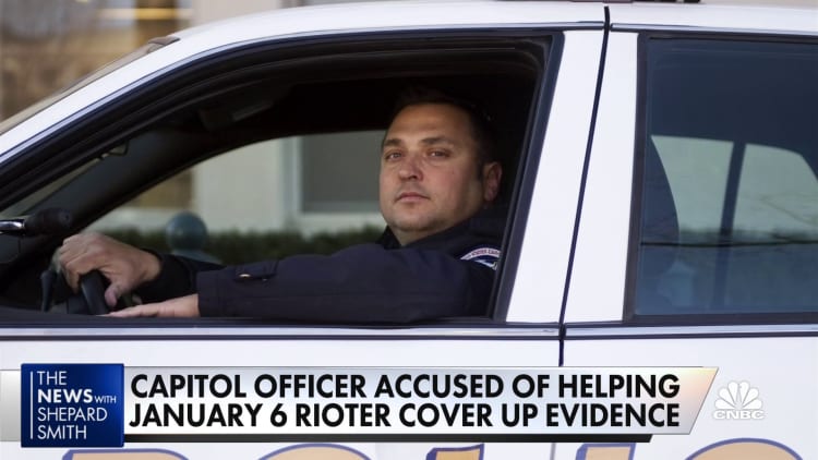 Capitol Police officer indicted for obstruction of justice