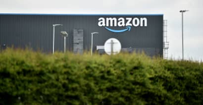 Amazon is offering $4,000 bonuses to lure UK workers as Britain faces labor crunch