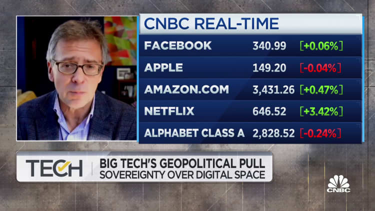 China is worried that what's happening with tech companies in the U.S. could happen there: Bremmer