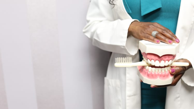 Why major health insurance companies are getting into dental insurance