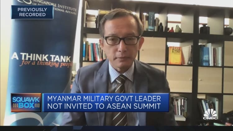 Singapore think tank discusses ASEAN's exclusion of Myanmar military leader from summit