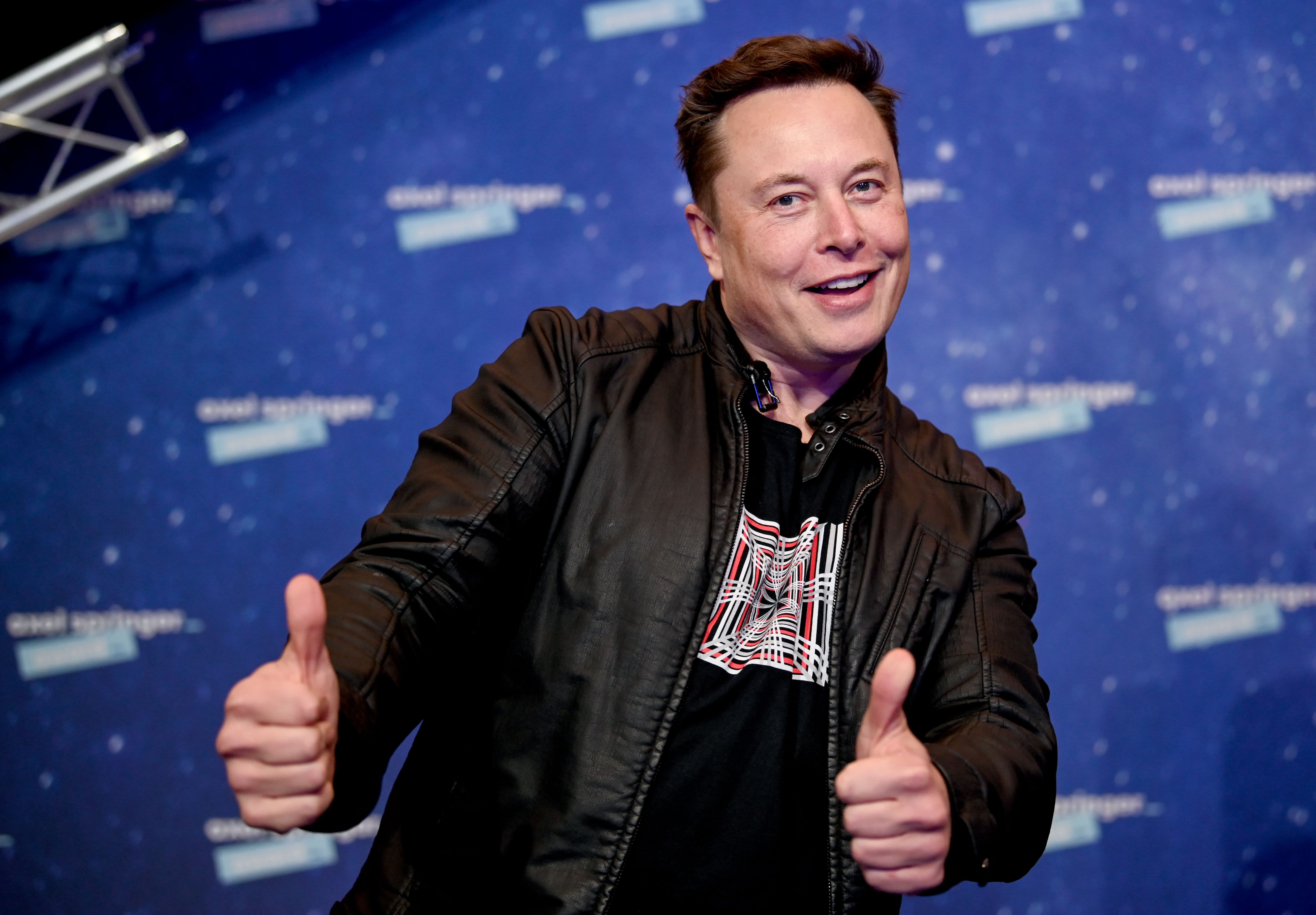 Elon Musk is now nearly $100 billion richer than Jeff Bezos and his net worth is on the cusp of hitting $300 billion – CNBC
