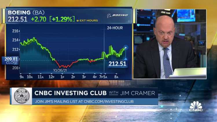 Why Cramer thinks Airbus is 'definitely' the global leader over Boeing