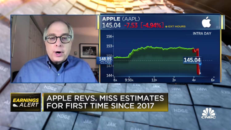 Wired editor-in-chief says it's 'alarming' that even Apple can't get chips