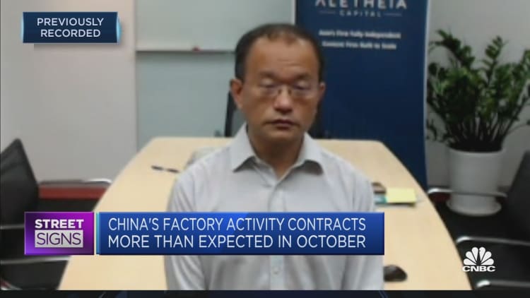 China's manufacturing activity will continue to weaken, says strategist