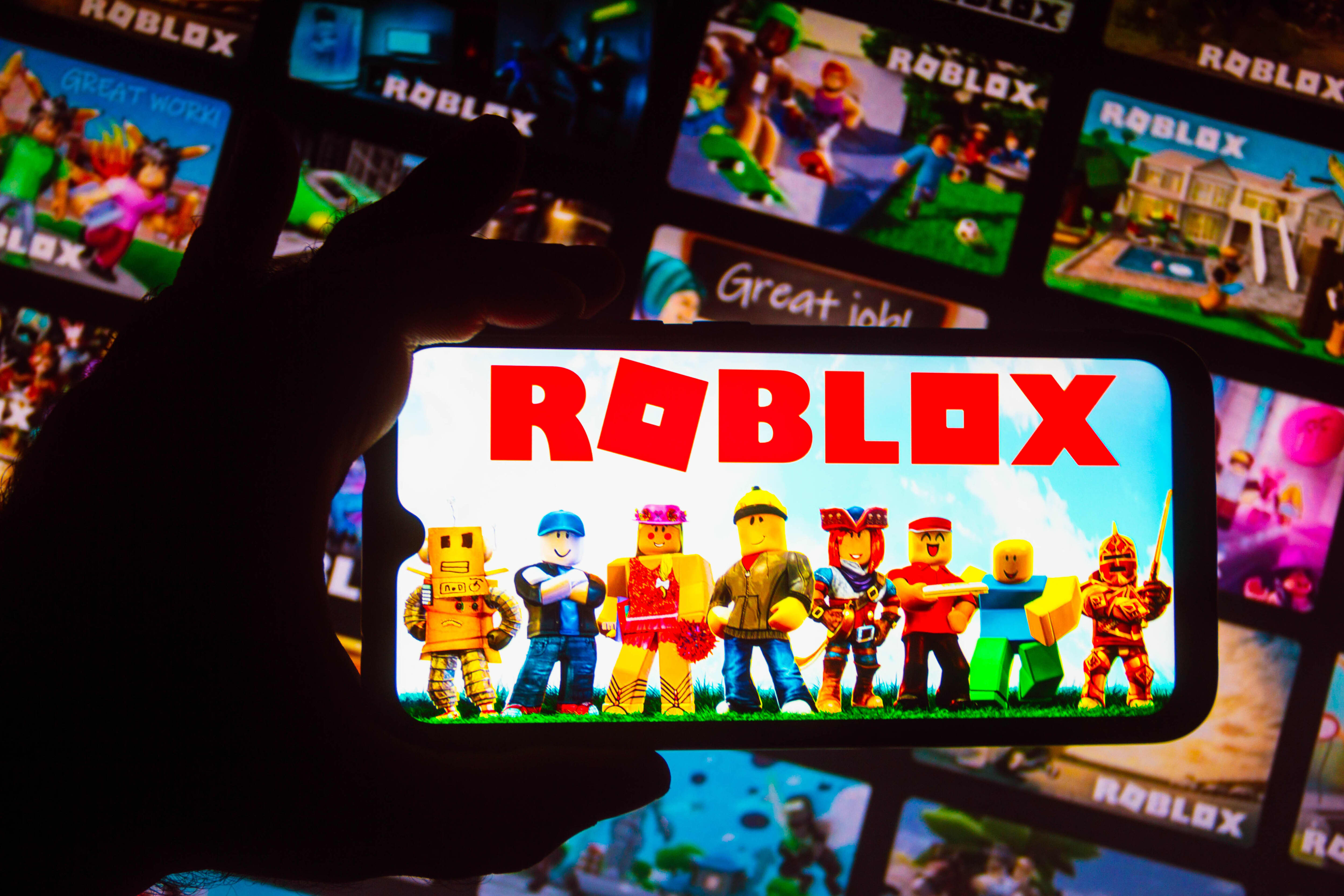 Gaming platform Roblox comes back online after three-day outage – CNBC