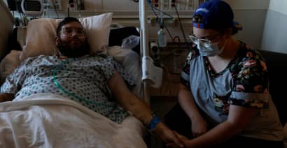 Covid delta hospitalizations rise again across America as omicron lands in U.S. 