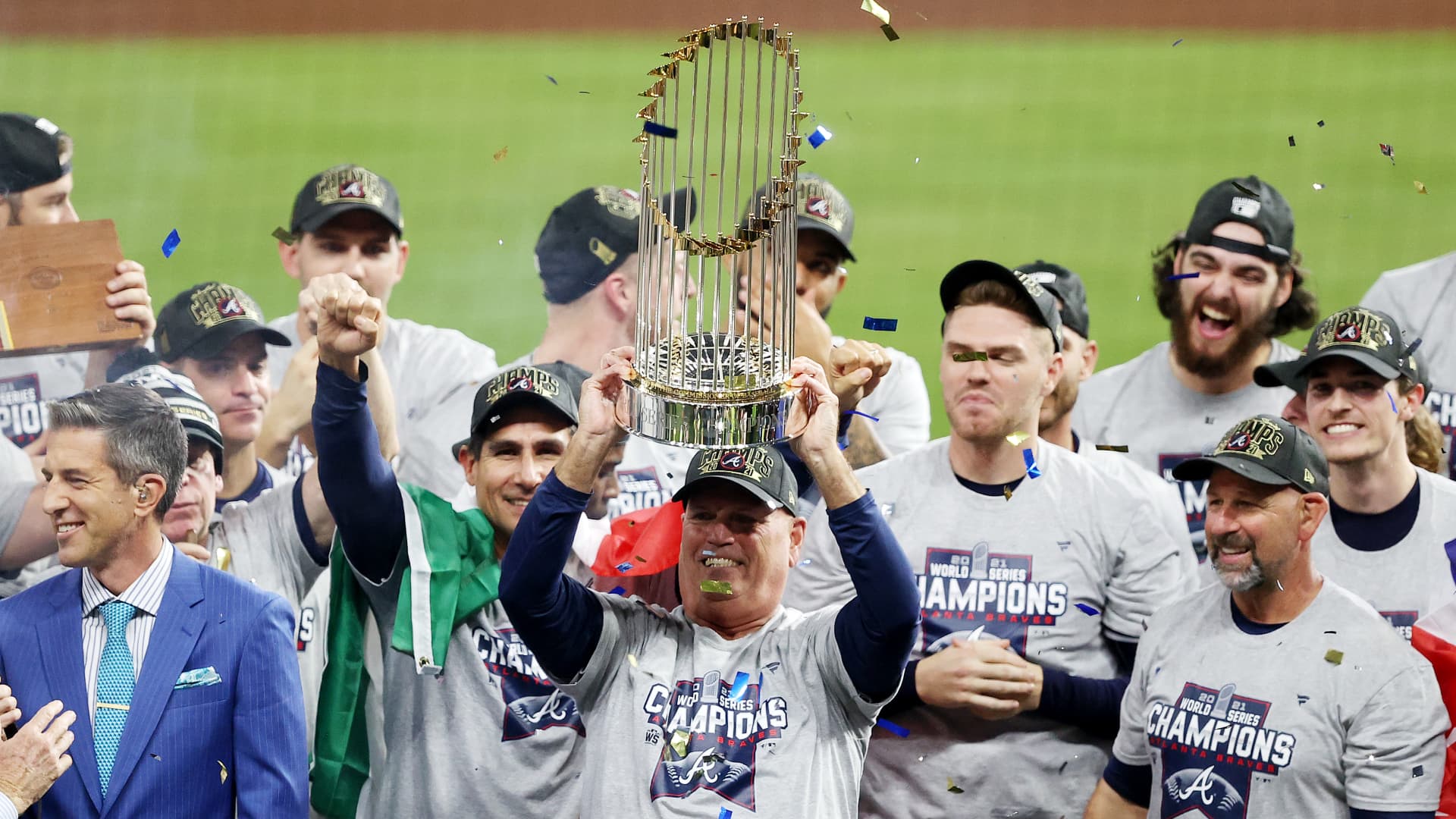 Manager Brian Snitker #43 of the Atlanta Braves hoists the commissioner's trophy following the team's 7-0 victory against the Houston Astros in Game Six to win the 2021 World Series at Minute Maid Park on November 02, 2021 in Houston, Texas.