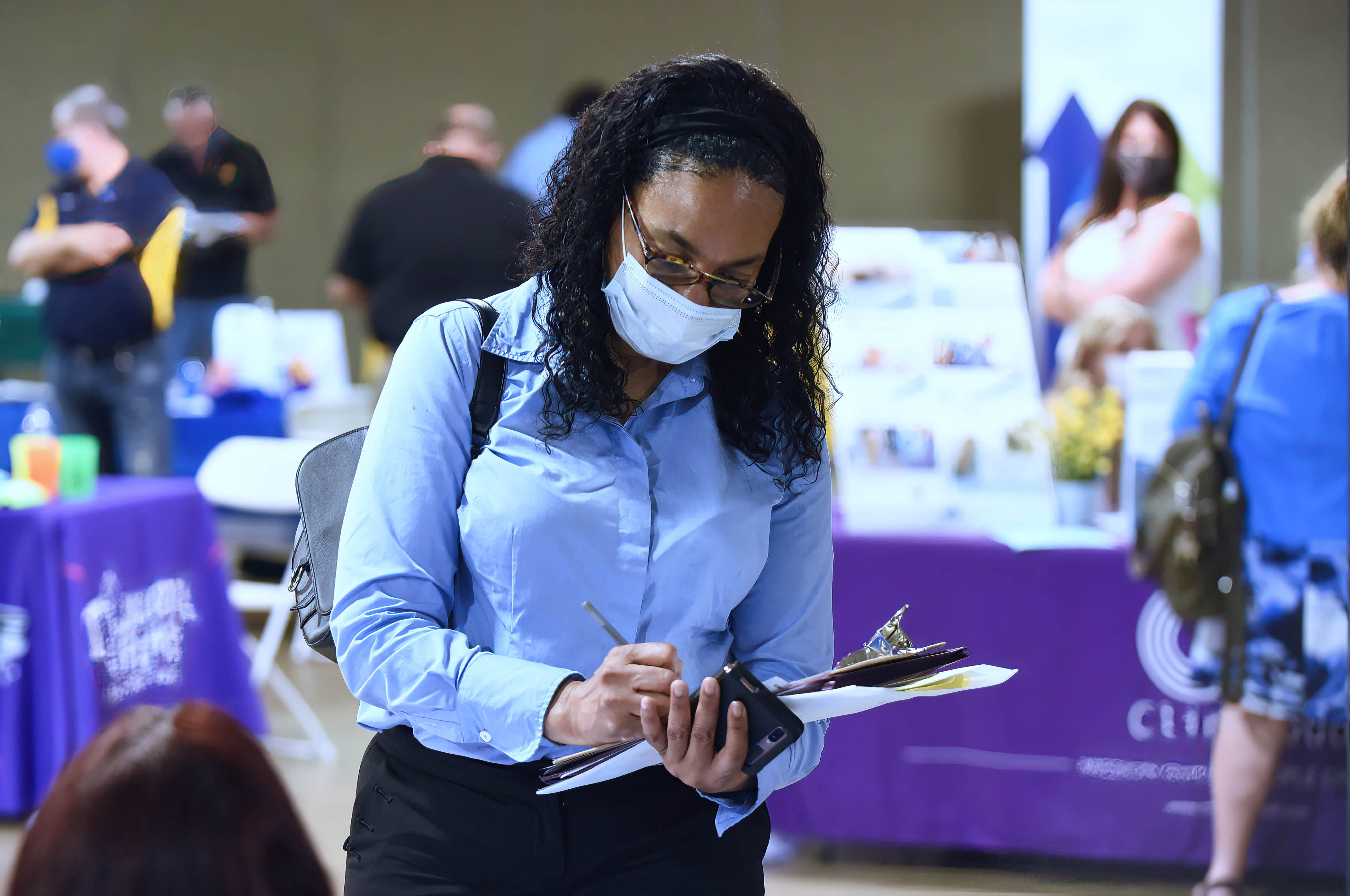 U.S. unemployment rate falls in February but ticks up for Black women – CNBC