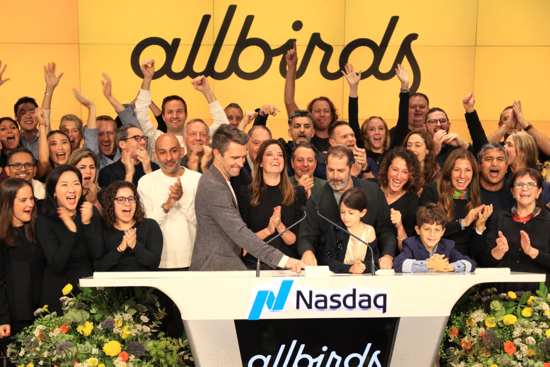 Stocks making the biggest moves premarket: Salesforce, Allbirds, DoorDash and mo..