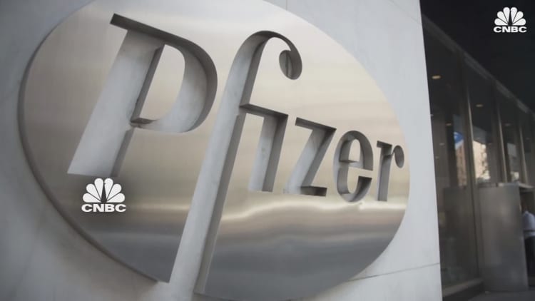 Pfizer says its new Covid-19 pill can cut hospitalization or death by 89%