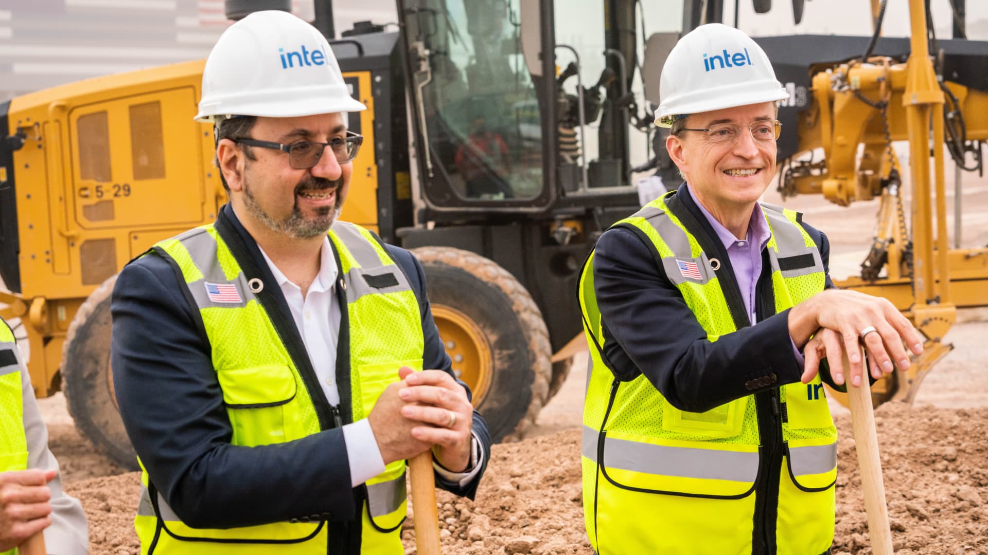 Intel senior vice president Keyvan Esfarjani and Intel CEO Pat Gelsinger at the groundbreaking of two new chip fabrication plants in Chandler, Arizona, on Friday, Sept. 24, 2021.